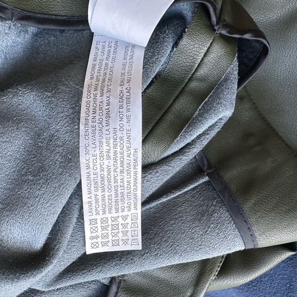 Zara Basic Pleather Army Green Pencil Skirt - Picture 3 of 8